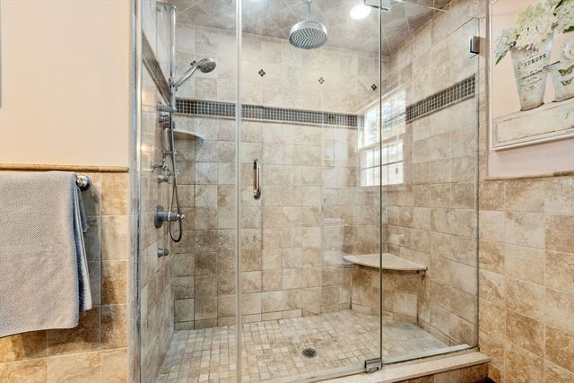 75 Village St 75, Easton, MA 02375