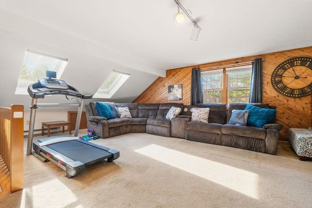 75 Village St 75, Easton, MA 02375