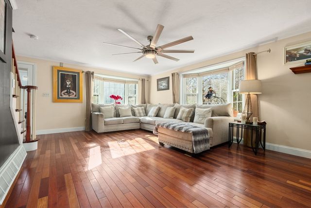 75 Village St 75, Easton, MA 02375