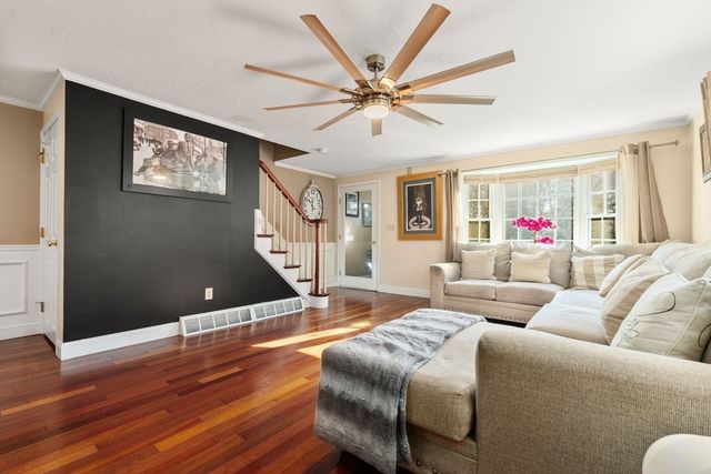 75 Village St 75, Easton, MA 02375