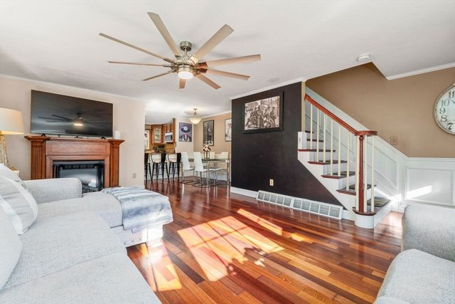 75 Village St 75, Easton, MA 02375