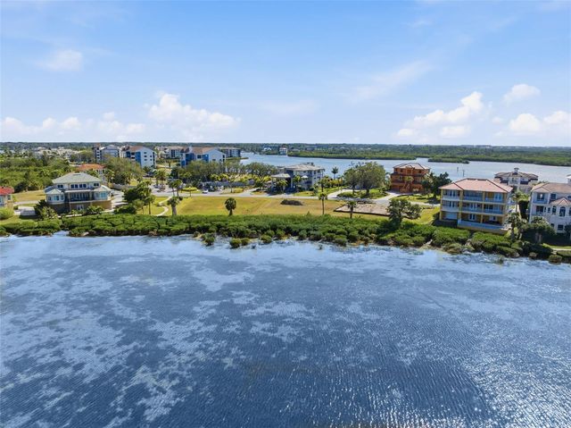 25 HARBORPOINTE DRIVE, Port Richey, FL 34668