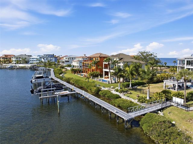 25 HARBORPOINTE DRIVE, Port Richey, FL 34668