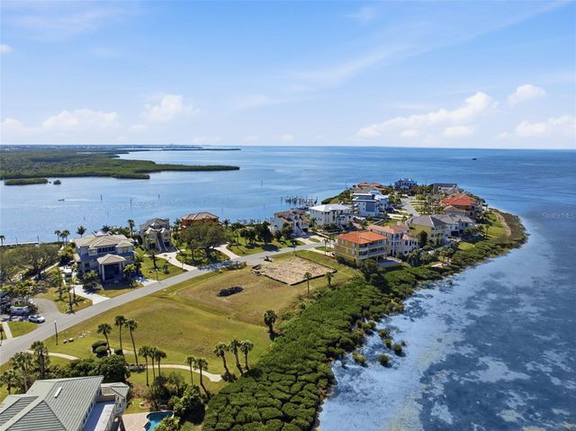 25 HARBORPOINTE DRIVE, Port Richey, FL 34668