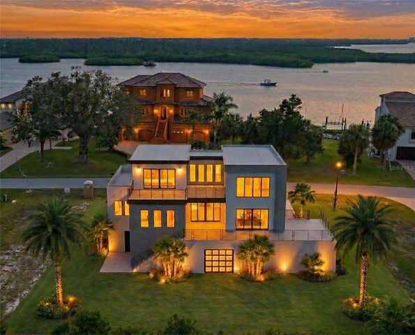 25 HARBORPOINTE DRIVE, Port Richey, FL 34668