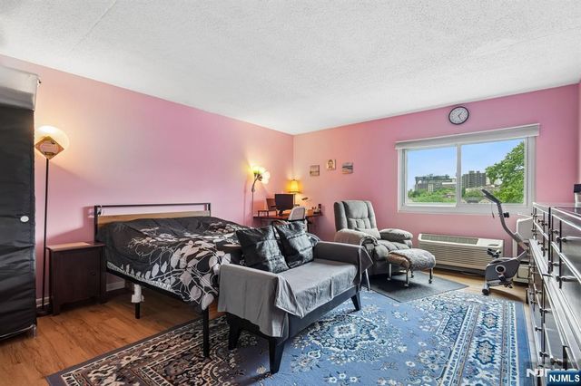 310 Lookout Avenue 501, Hackensack, NJ 07601