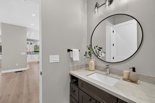 104 Sporleder Court, Los Gatos, CA 95032