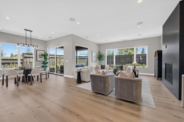 104 Sporleder Court, Los Gatos, CA 95032