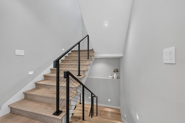 104 Sporleder Court, Los Gatos, CA 95032