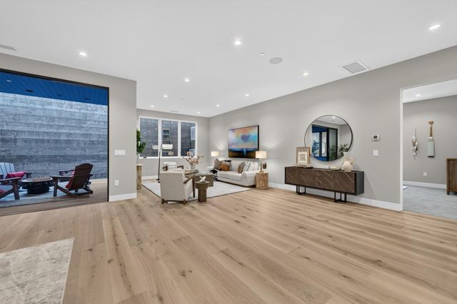 104 Sporleder Court, Los Gatos, CA 95032