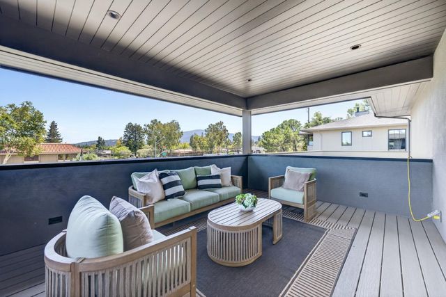 104 Sporleder Court, Los Gatos, CA 95032