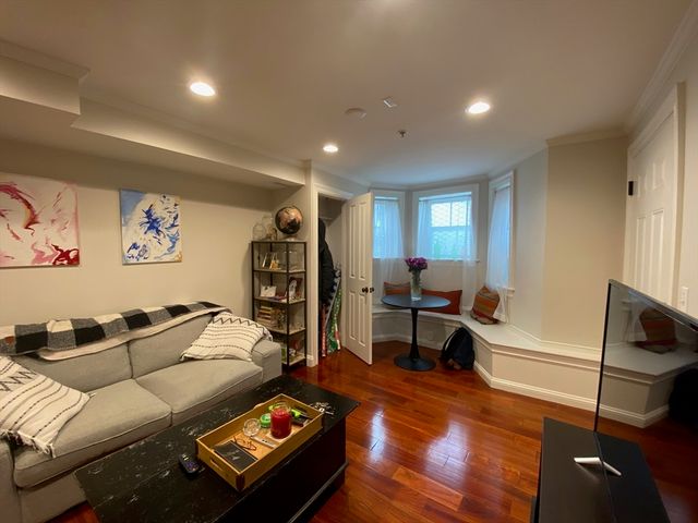 92 Pleasant Street Garden, Boston, MA 02125