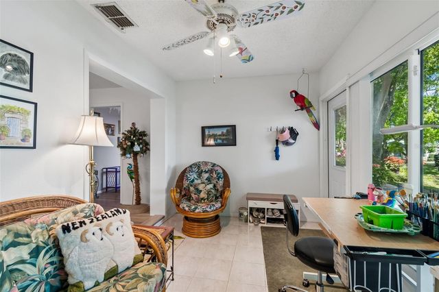 2231 LARK CIRCLE E F, Palm Harbor, FL 34684