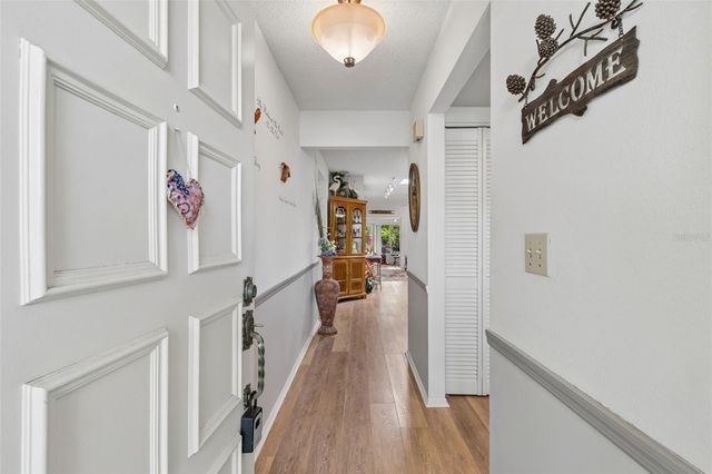 2231 LARK CIRCLE E F, Palm Harbor, FL 34684