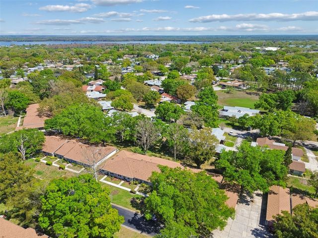 2231 LARK CIRCLE E F, Palm Harbor, FL 34684