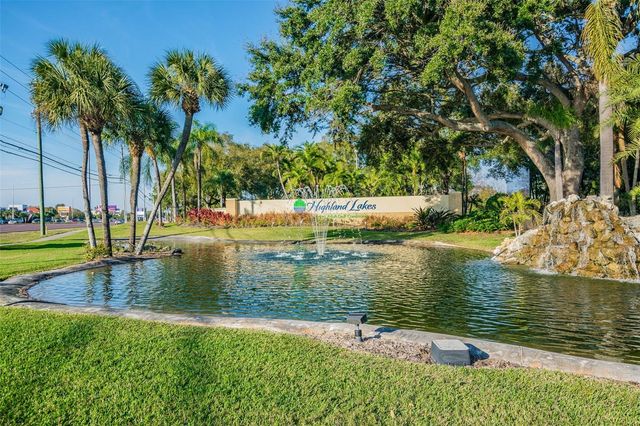 2231 LARK CIRCLE E F, Palm Harbor, FL 34684