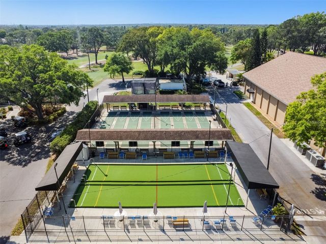 2231 LARK CIRCLE E F, Palm Harbor, FL 34684