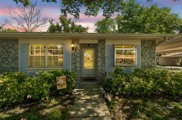 2231 LARK CIRCLE E F, Palm Harbor, FL 34684