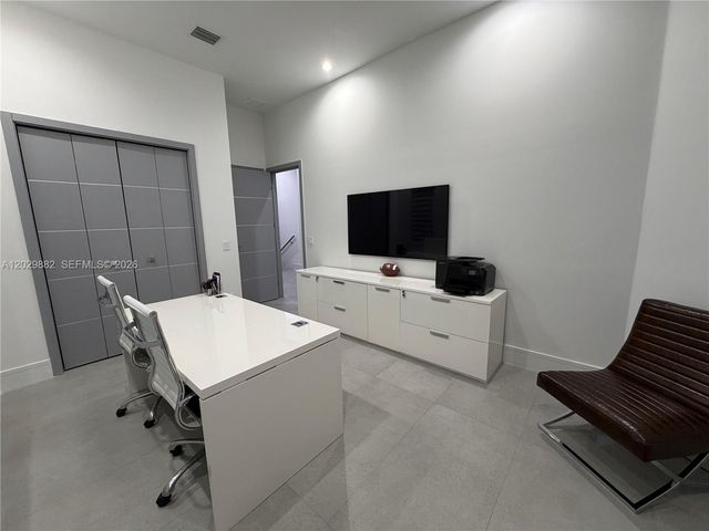 3073 Carter Street, Miami, FL 33133