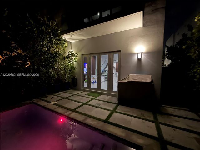 3073 Carter Street, Miami, FL 33133
