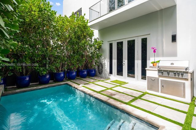 3073 Carter Street, Miami, FL 33133