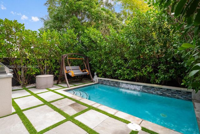 3073 Carter Street, Miami, FL 33133
