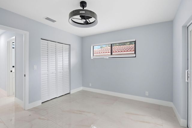 2975 NE 2ND Avenue, Boca Raton, FL 33431