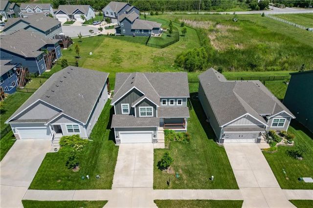3813 SW Maryville Place, Lee's Summit, MO 64082