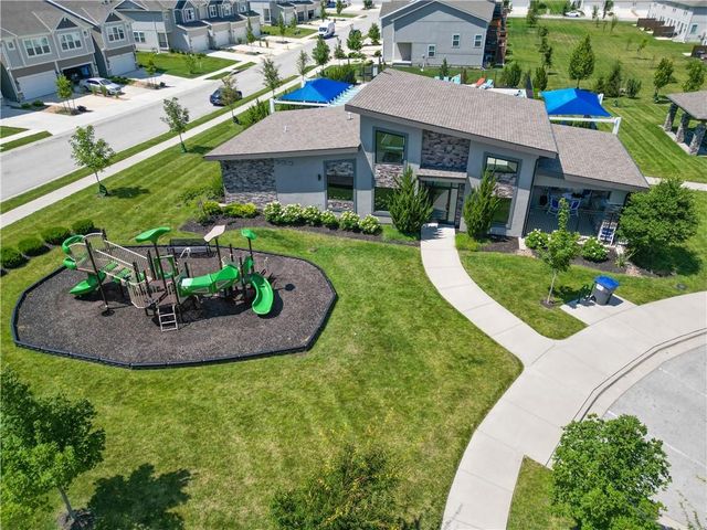 3813 SW Maryville Place, Lee's Summit, MO 64082