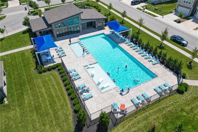 3813 SW Maryville Place, Lee's Summit, MO 64082