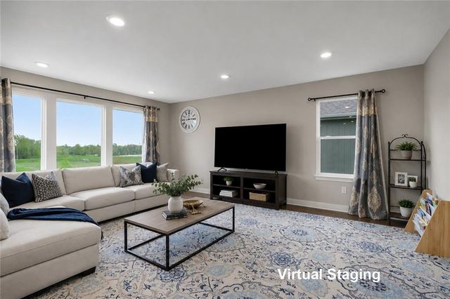 3813 SW Maryville Place, Lee's Summit, MO 64082