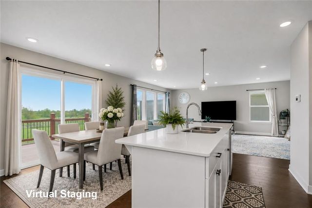 3813 SW Maryville Place, Lee's Summit, MO 64082