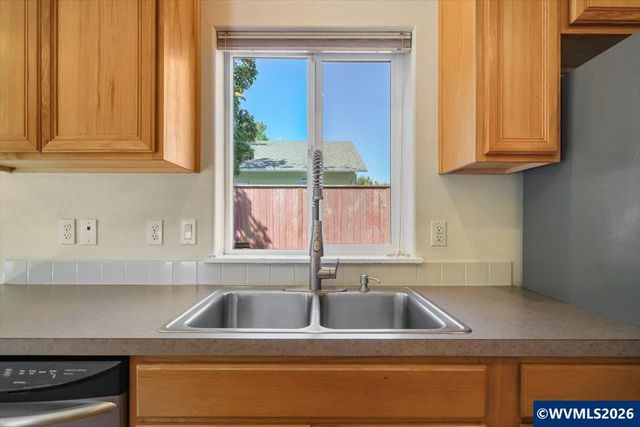 2662 Oak Glen St NW, Albany, OR 97321
