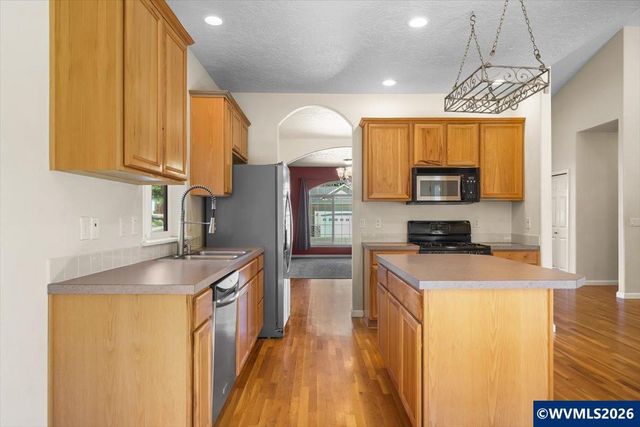 2662 Oak Glen St NW, Albany, OR 97321