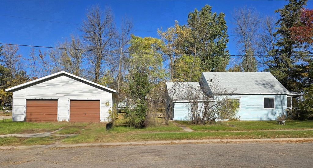 304 Spruce Avenue NE, Cass Lake, MN 56633 — photo 3