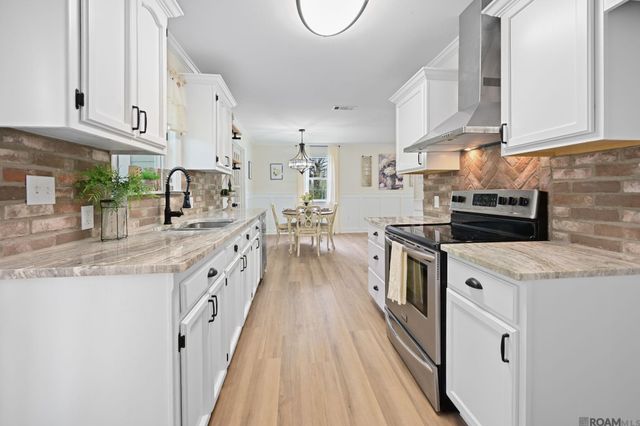 30674 Corbin Ave, Walker, LA 70785