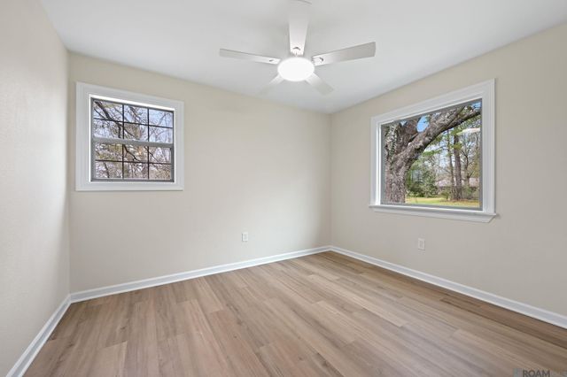 30674 Corbin Ave, Walker, LA 70785