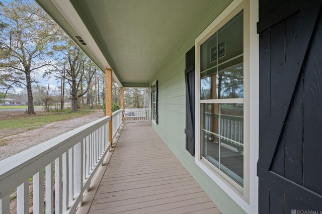 30674 Corbin Ave, Walker, LA 70785