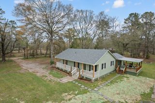 30674 Corbin Ave, Walker, LA 70785
