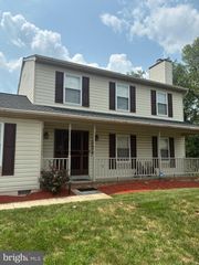 5474 WOODLAND BLVD, Oxon Hill, MD 20745