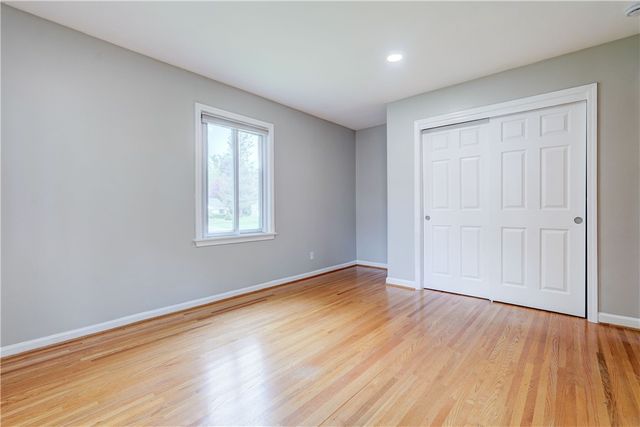 15 Lochnavar Parkway, Pittsford, NY 14534