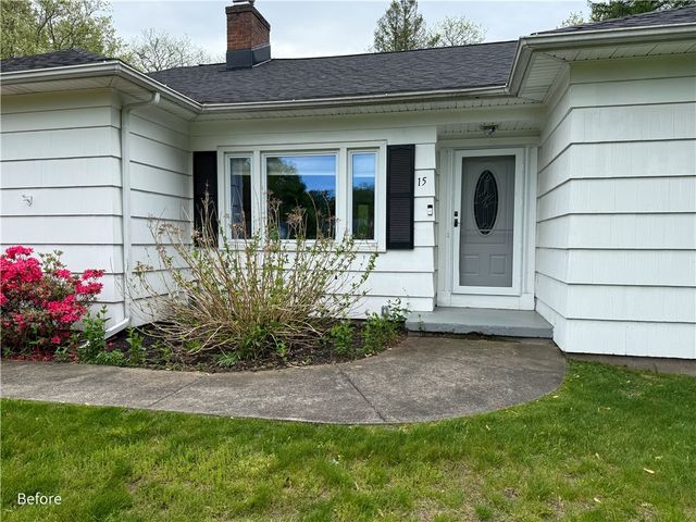 15 Lochnavar Parkway, Pittsford, NY 14534