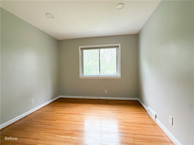 15 Lochnavar Parkway, Pittsford, NY 14534