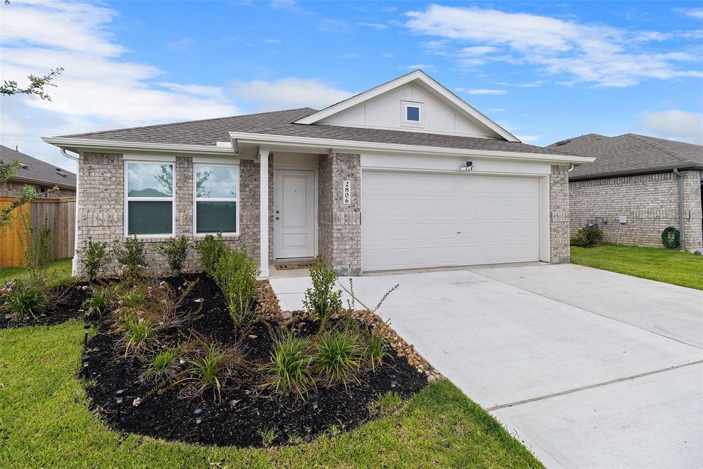 2806 Cedar Rock Street, League City, TX 77573