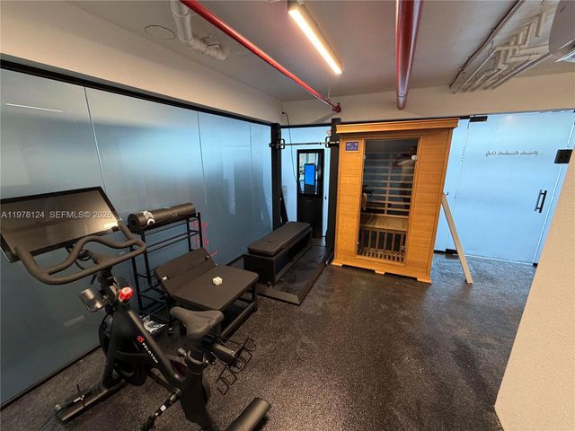 1930 Bay Dr 4, Miami Beach, FL 33141