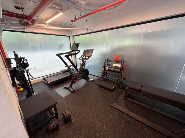 1930 Bay Dr 4, Miami Beach, FL 33141