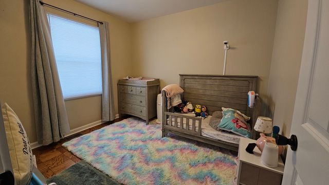 220 Mulberry Lane, Elk Grove Village, IL 60007