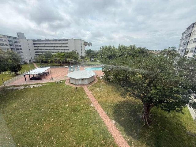 1750 NE 191st Street 5082, Miami, FL 33179