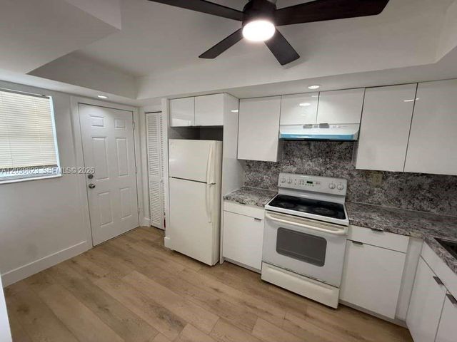 1750 NE 191st Street 5082, Miami, FL 33179