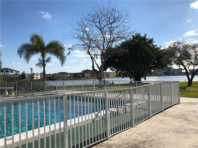 1750 NE 191st Street 5082, Miami, FL 33179